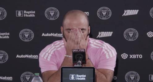 رسميًا.. هيجواين يقرر تعليق حذاءه بنهاية الموسم